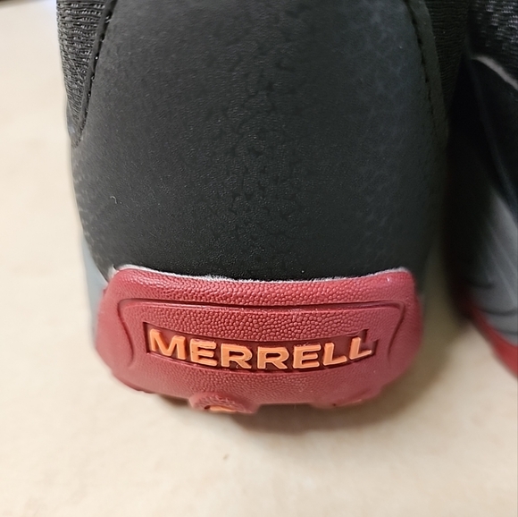 NEW Merrell Trail Chaser Hiking Sneaker Black Grey RED Mens 7M - Picture 7 of 11